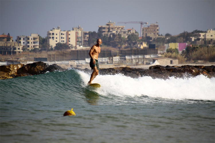 Líbano: o país tem cerca de 150 surfistas ativos |  Foto: Surf no Líbano
