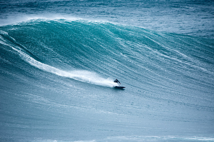 Surf: buracos no solo são mais comuns no inverno |  Foto: Shutterstock