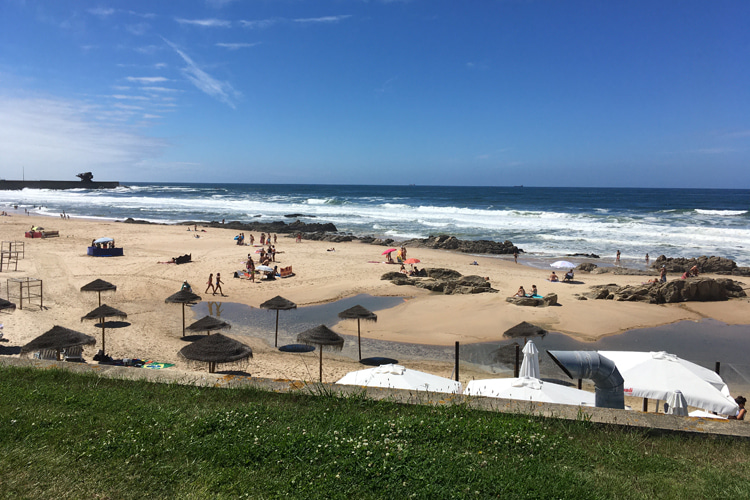 Leça da Palmeira: umas férias animadas na praia perto do Porto, Portugal |  Foto: surfrToday