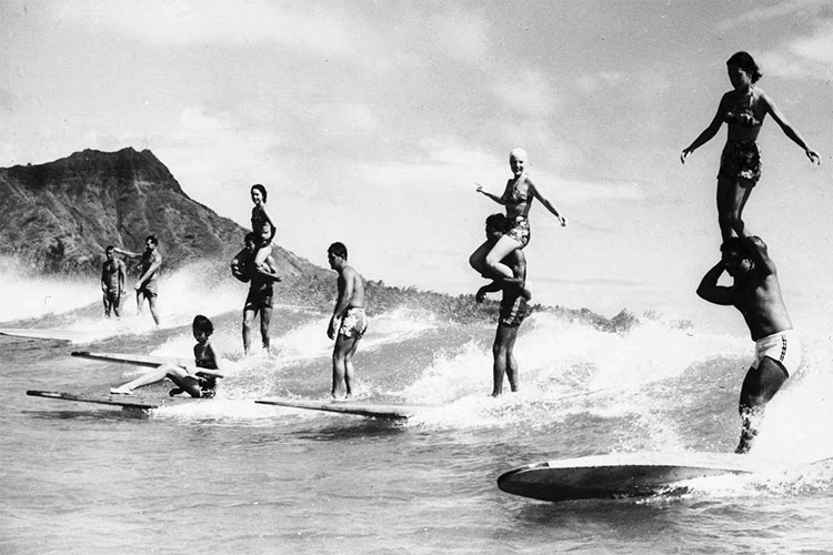 Surf duplo: outra forma de demonstrar amor mútuo pelo surf
