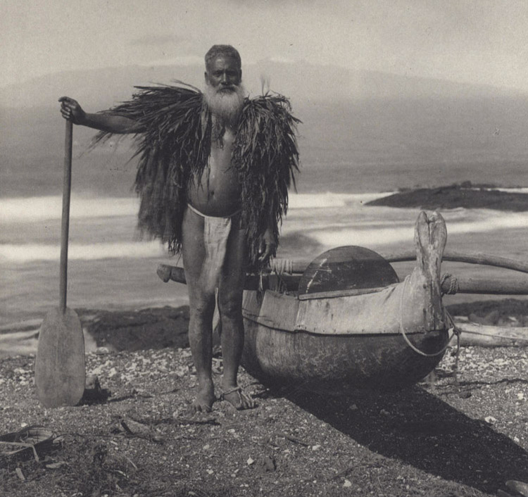 Havaí, década de 1890: Poses polinésias nativas para sessão de fotos |  Foto: Herbert Smith