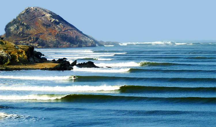 Chicama: uma das ondas de esquerda mais perfeitas do mundo