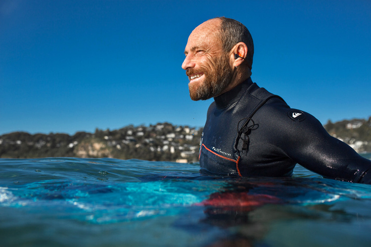 SurfEars 2.0: Tom Carroll é o embaixador da marca |  Foto: SurfEars
